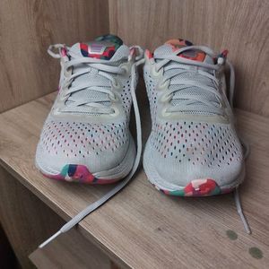 Under Armour Women's UA Charged Impulse Floral Running Shoes 3024264-100 size 9